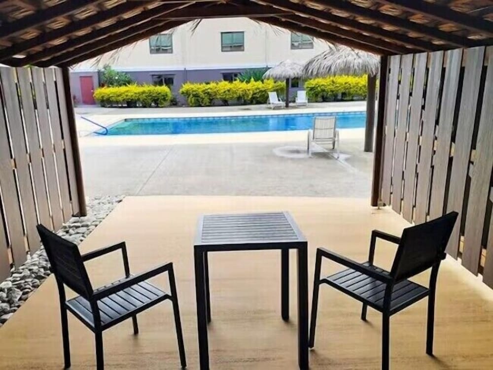 Superior Double or Twin Room, Pool View photo 1