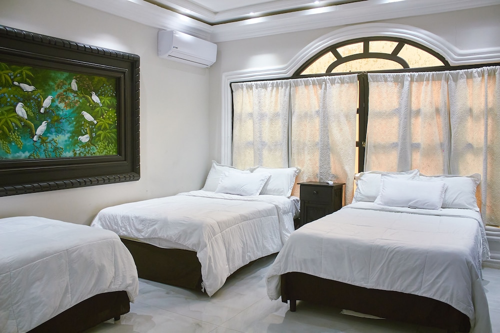 Basic Triple Room