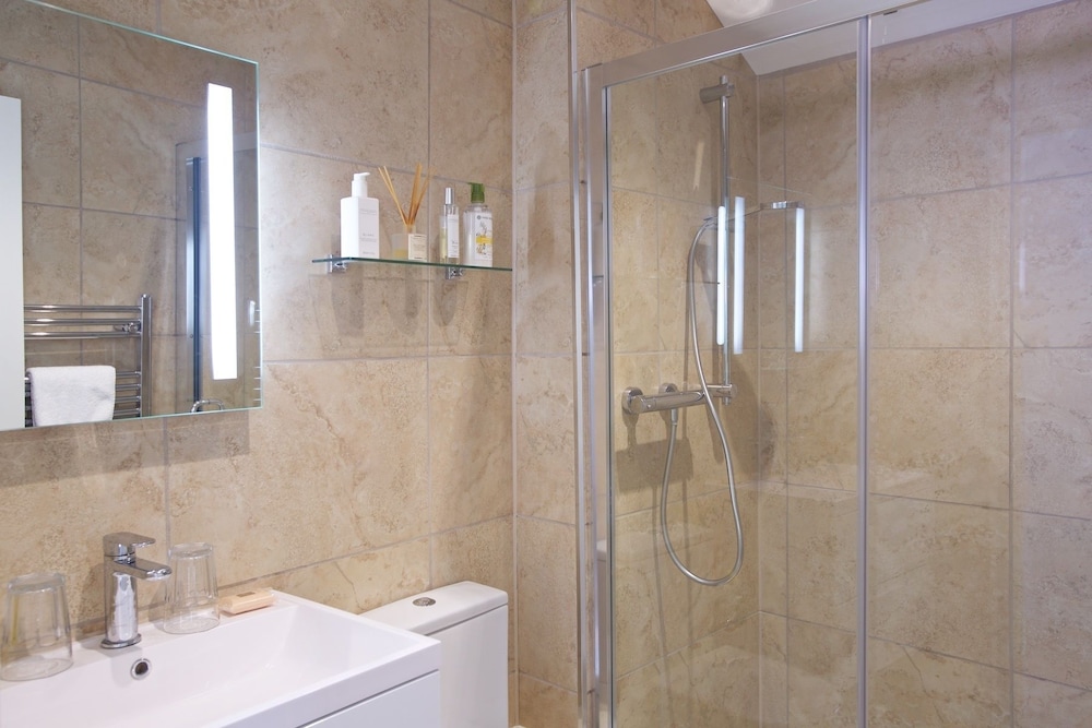 Deluxe Double or Twin Room photo 3