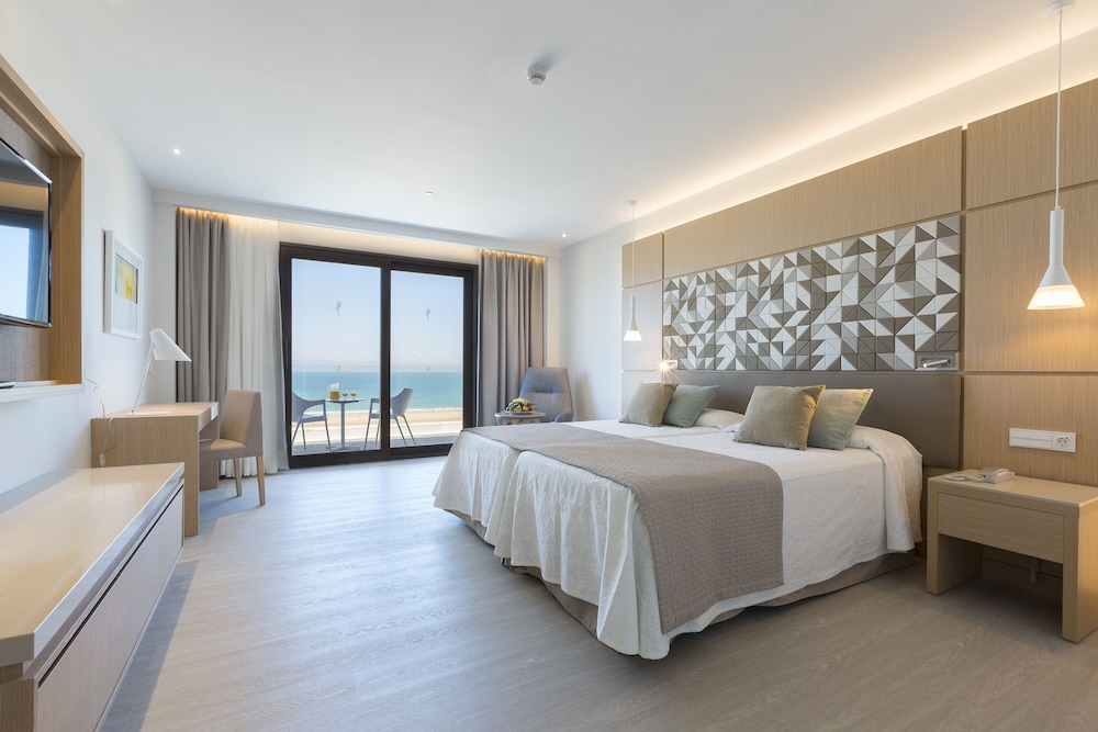Triple Room, Balcony, Sea View
