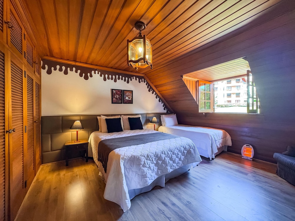 Superior Triple Room