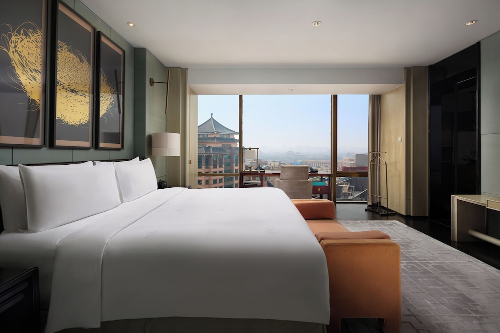 Deluxe Suite, 1 King Bed (Steiff Forest Wonderland Suite)