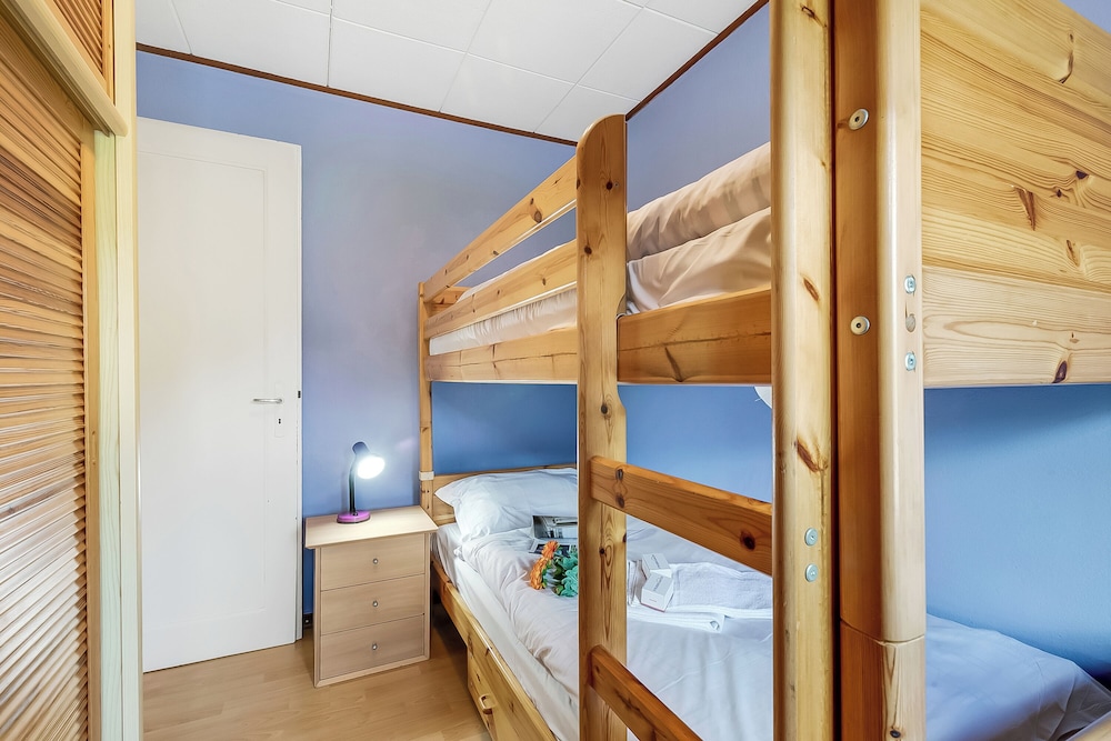 Family Chalet, Multiple Bedrooms, Mountainside (Casa Clelia) photo 3