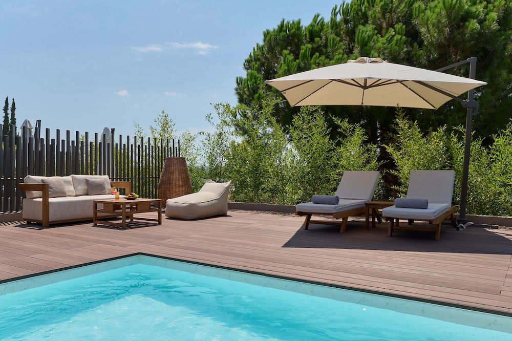 Superior Room with private pool photo 3