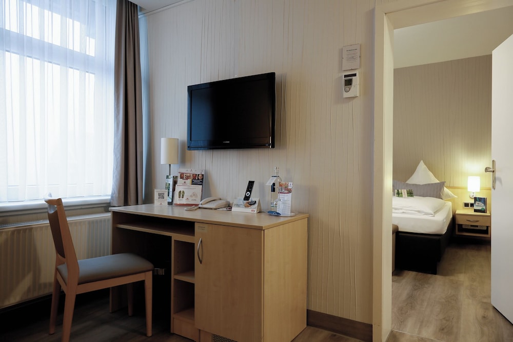 Comfort Suite photo 3