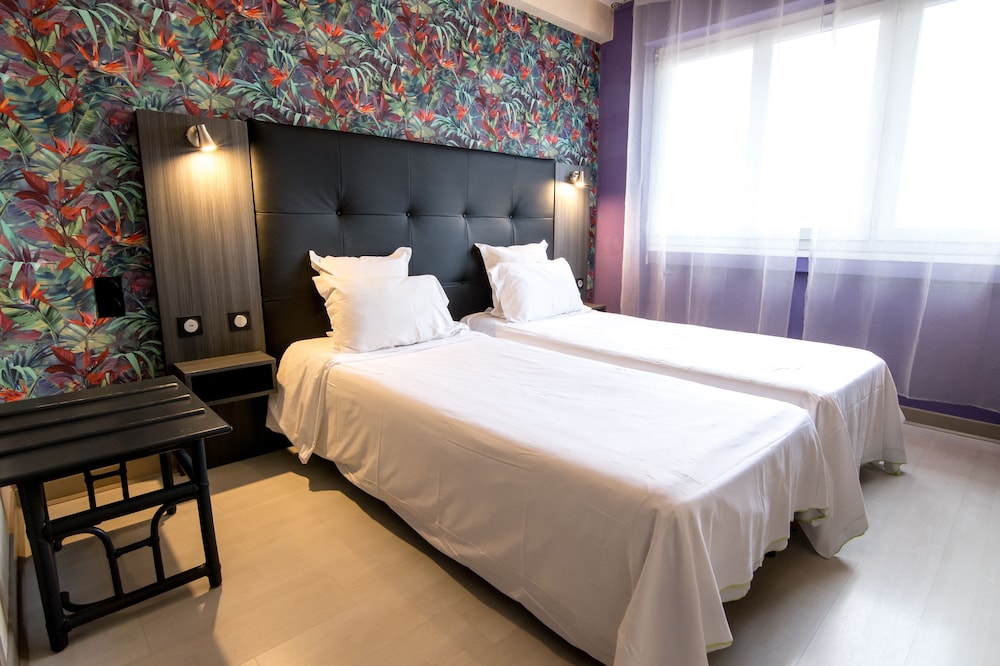 Room, Multiple Beds photo 1