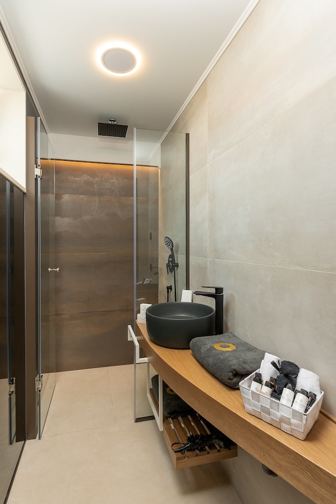 Villa, Sea View (Happiness, Outdoor Spa Tub) - Photo 9