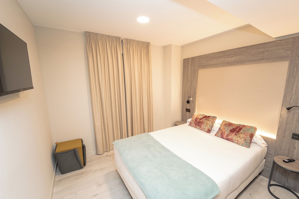 Family Apartment - Photo 3