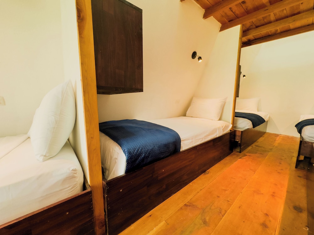 Traditional Shared Dormitory - Male Only photo 2