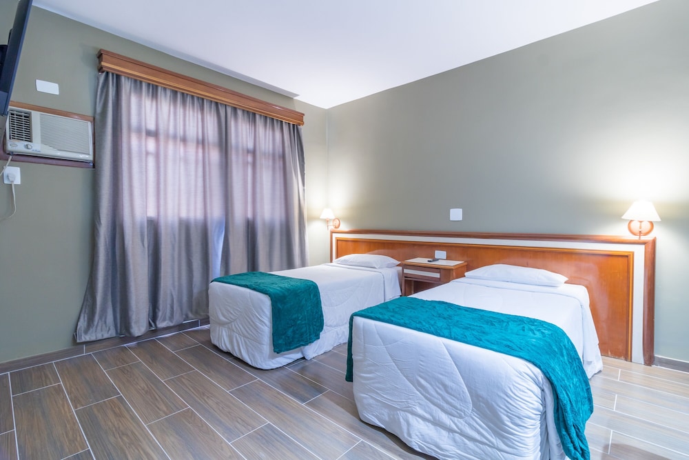Basic Twin Room