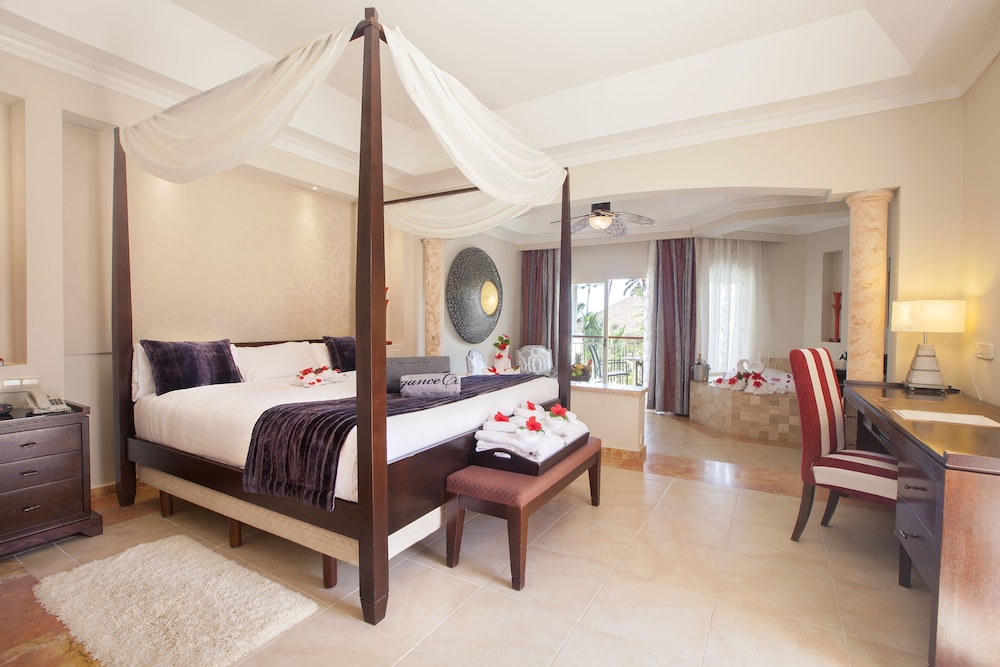 Elegance Club Junior Suite with Jacuzz - Adults Only photo 2