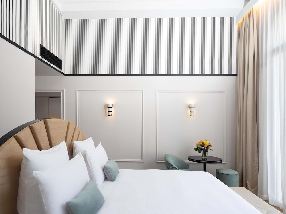 Junior Suite, 1 Double Bed, Balcony, Sea View - Photo 4