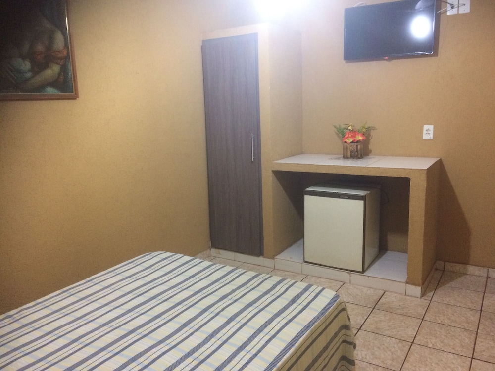 Basic Suite photo 2