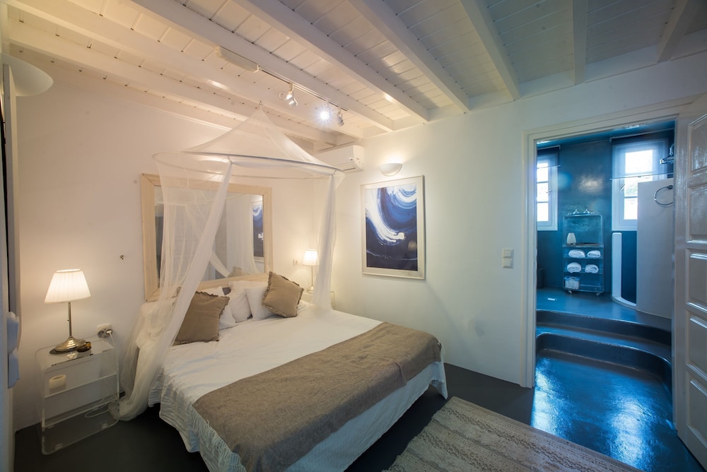 Deluxe Villa, 6 Bedrooms, Sea View, Beachside
