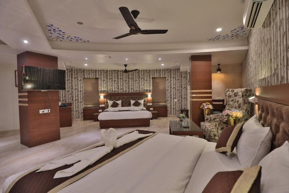 Family Studio Suite