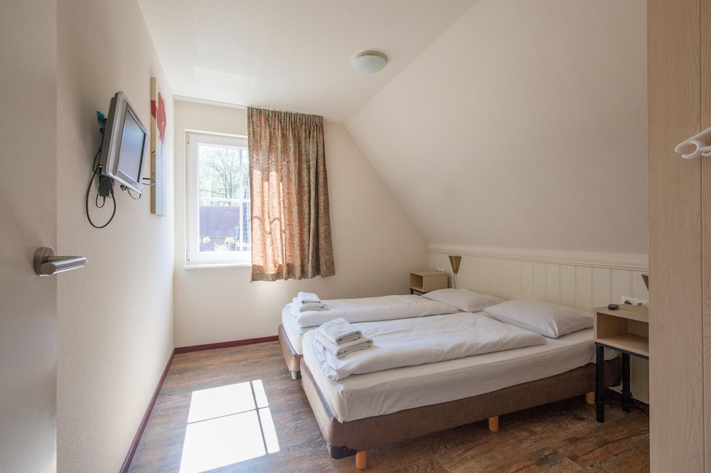 Villa photo 2