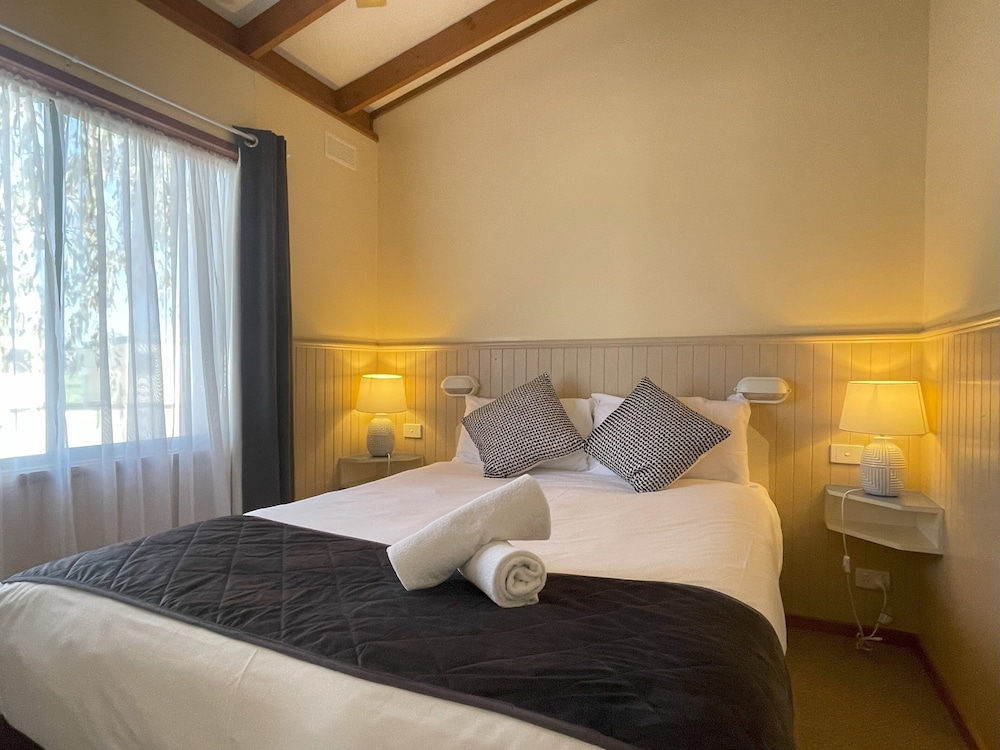 Executive Cabin photo 3