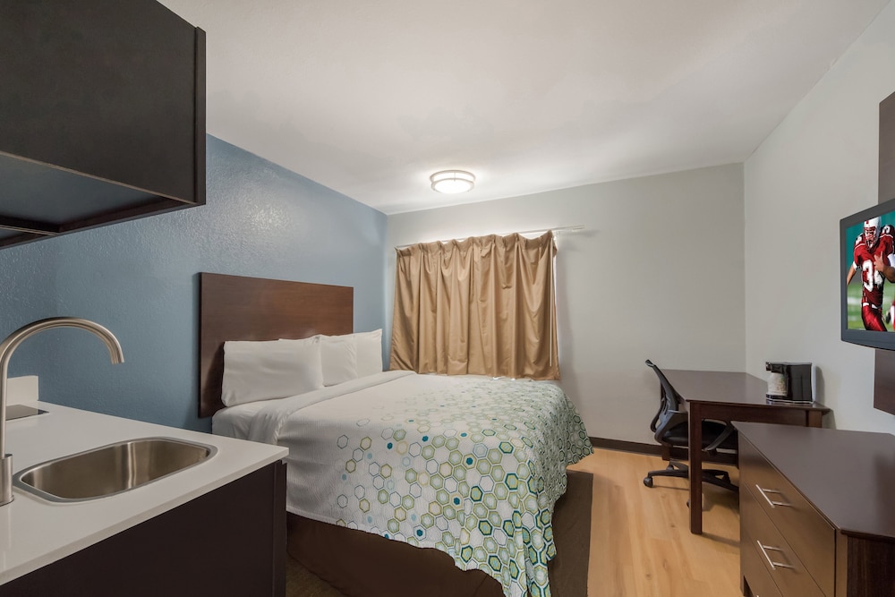 Studio, 1 Queen Bed, Non Smoking, Kitchenette - Photo 5
