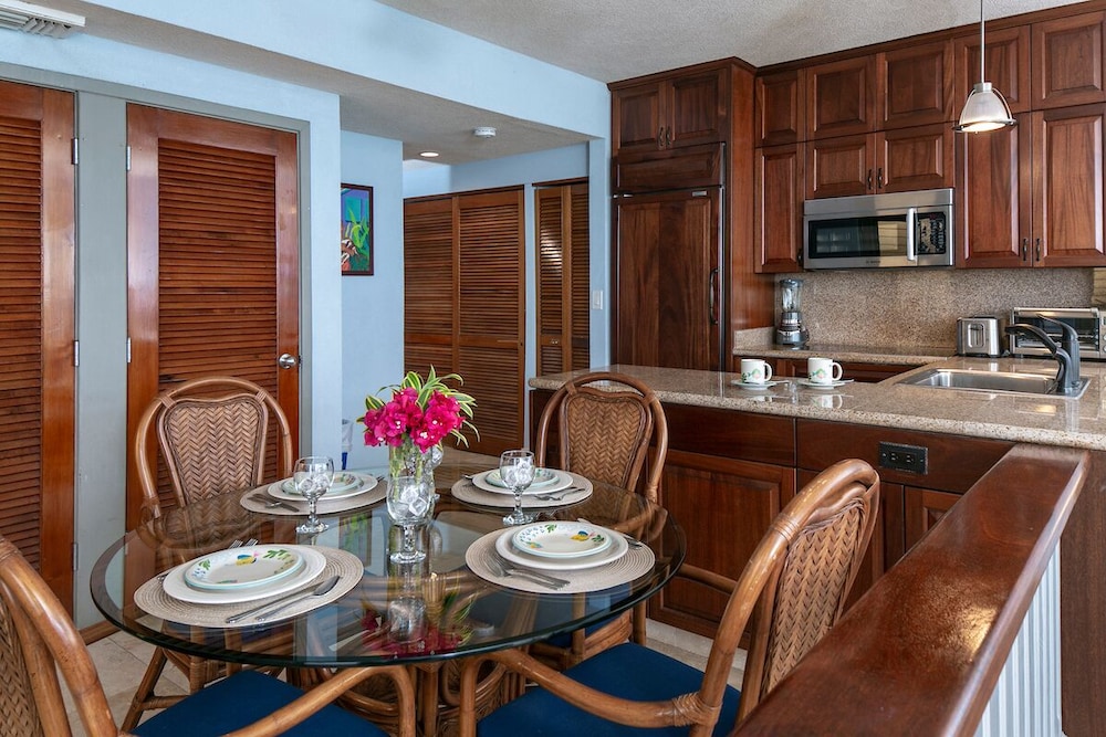 Luxury Suite Ocean View Lower 8B photo 3