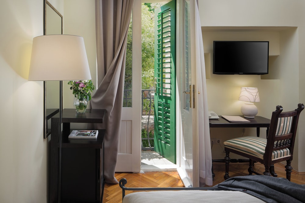 Comfort Room photo 1