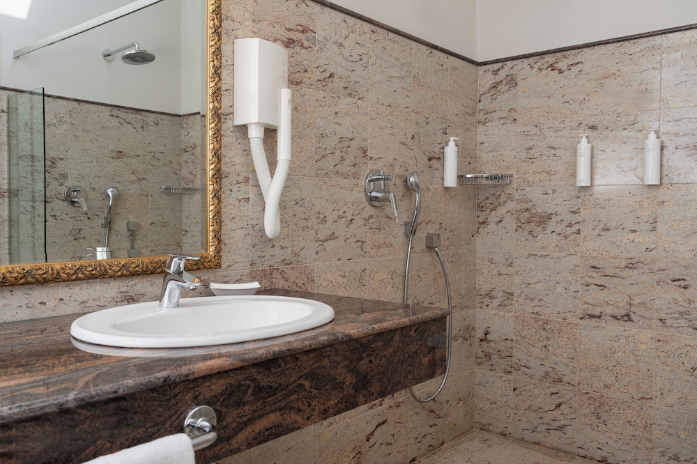 Suite photo 3