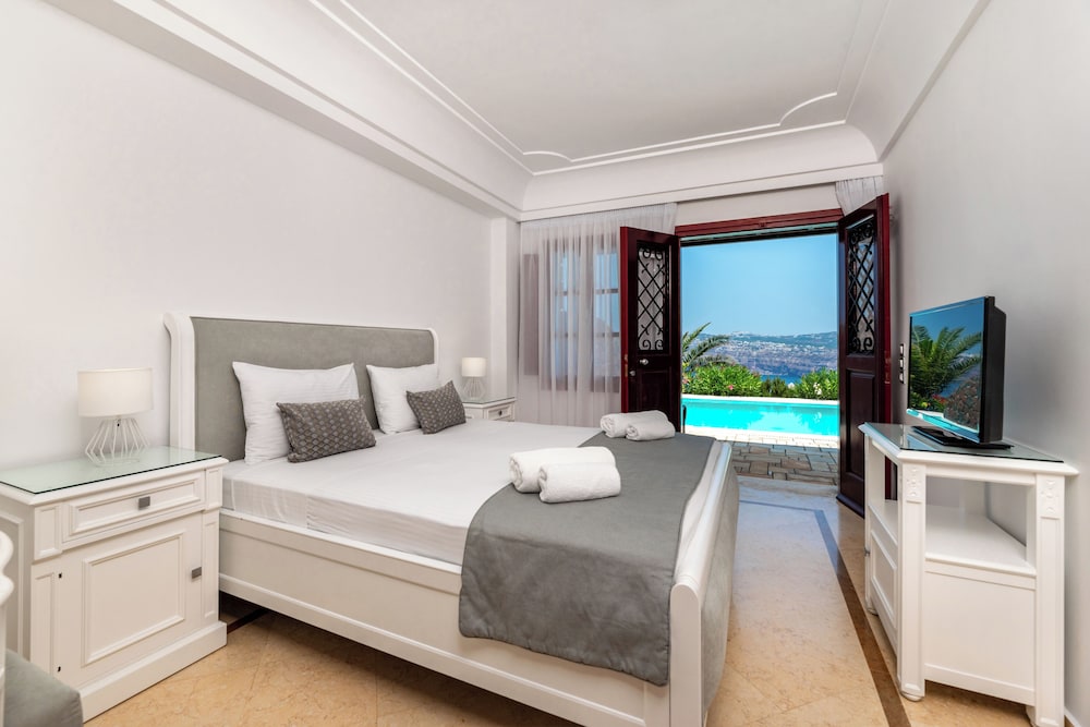 Superior Suite, Private Pool - Photo 11