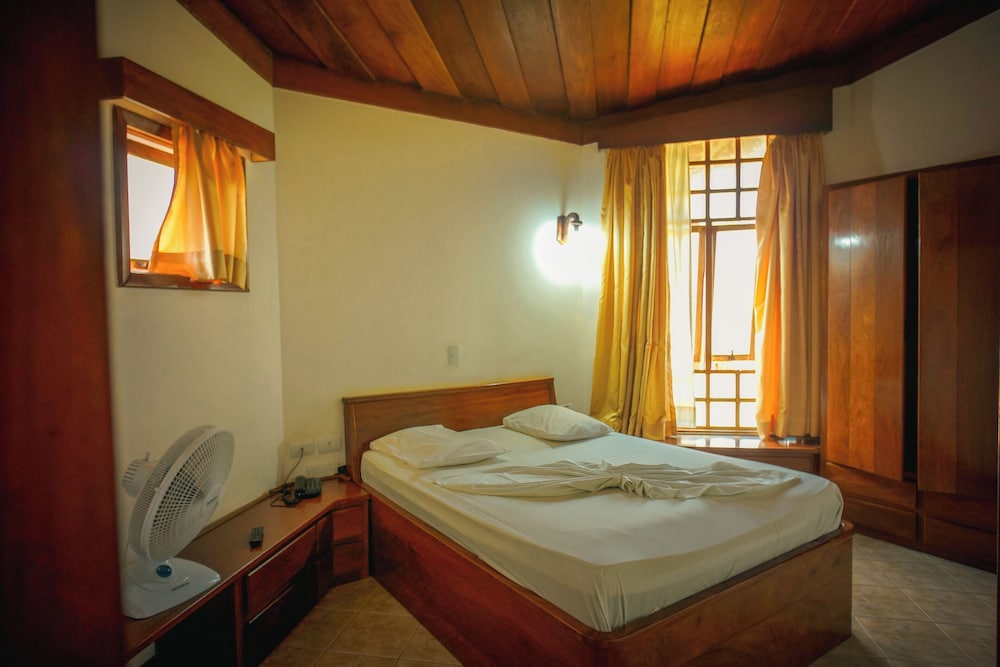 Standard Chalet