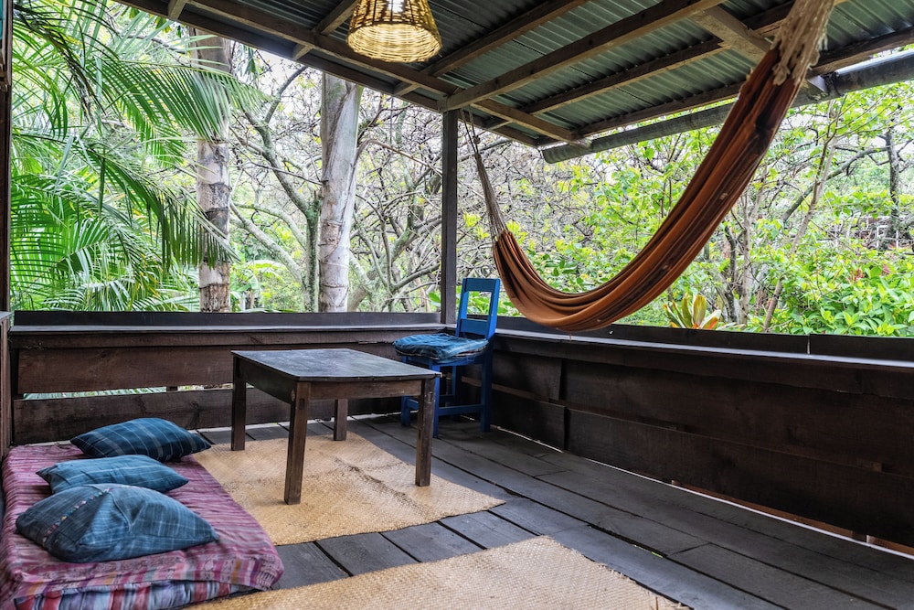 Basic Double Room, 1 Double Bed, Balcony photo 3