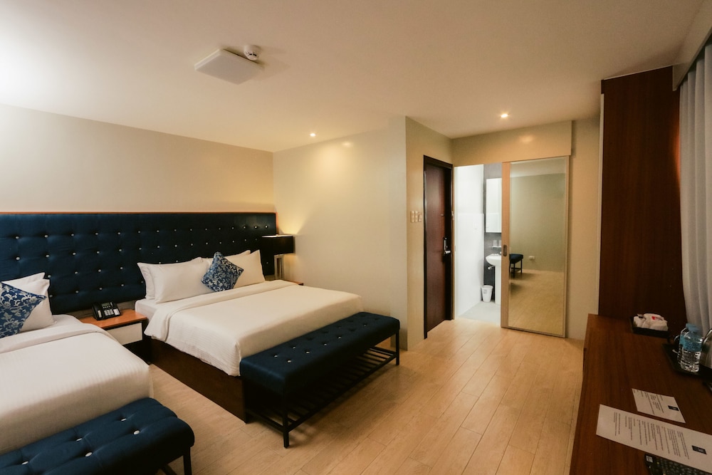 Deluxe Double Room - Photo 1
