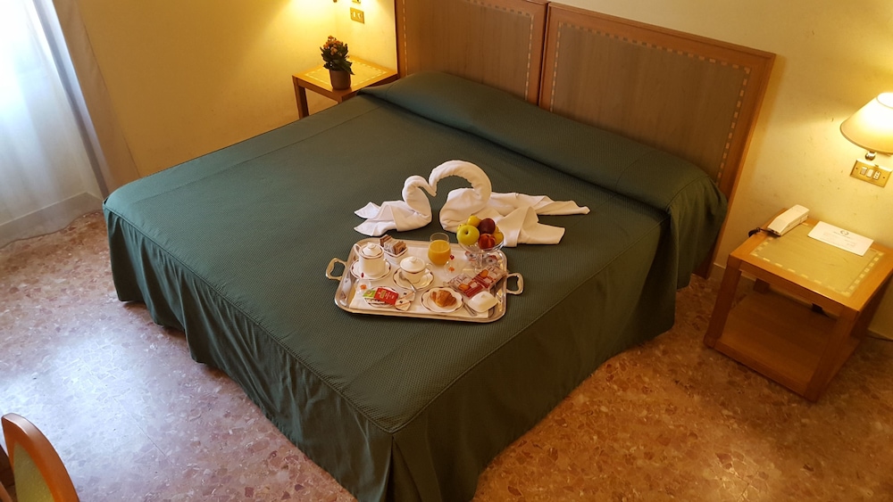 Double Room Single Use photo 3