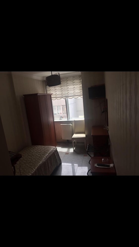 Classic Twin Room photo 3