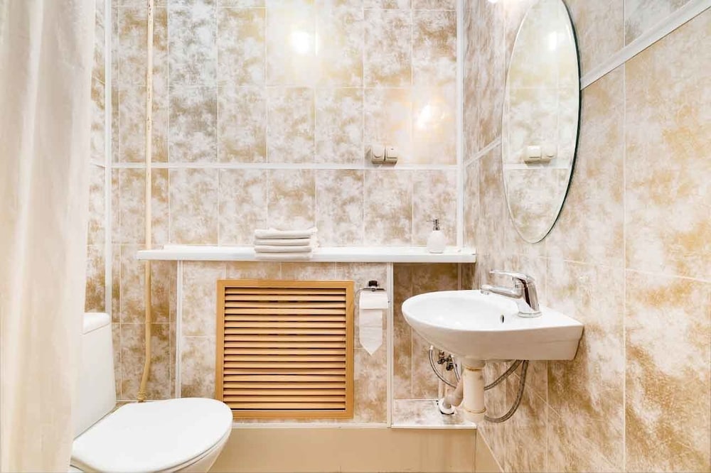 Quadruple Room, Private Bathroom photo 2
