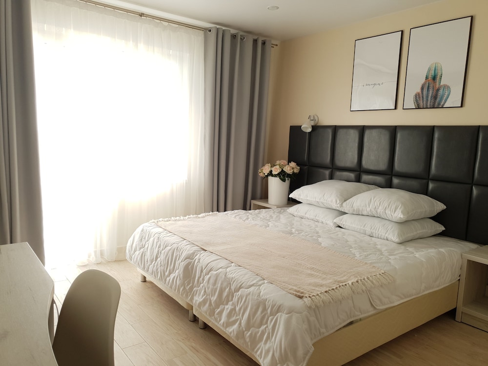 Luxury Suite, 2 Bedrooms, Balcony