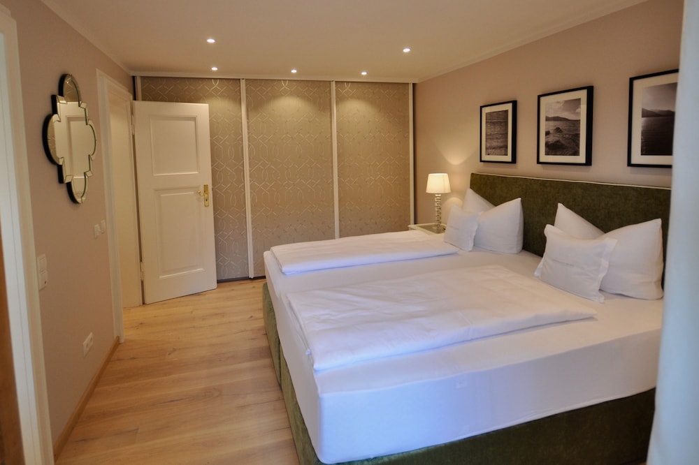 Exclusive Suite, 1 Bedroom, Balcony, Mountain View photo 2