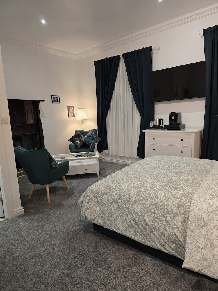 Superior Double Room, Non Smoking, City View photo 3