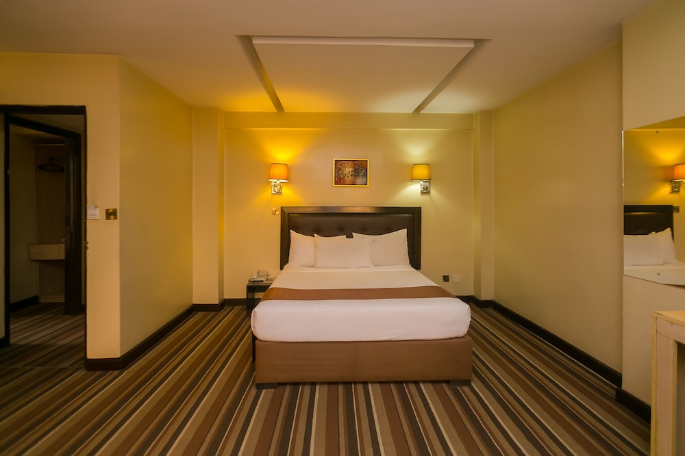 Standard Double Room photo 3