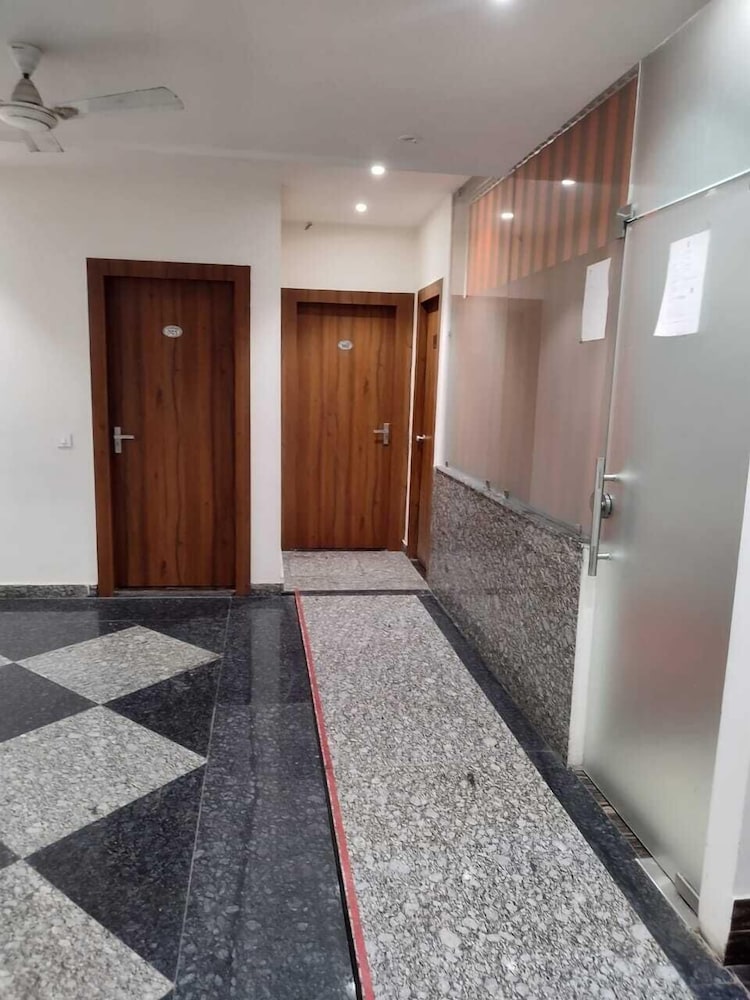 Standard Double Room - Photo 5