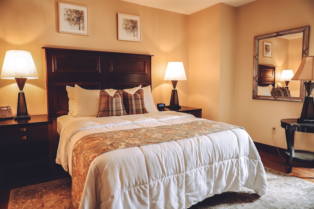 Queen Suite photo 1