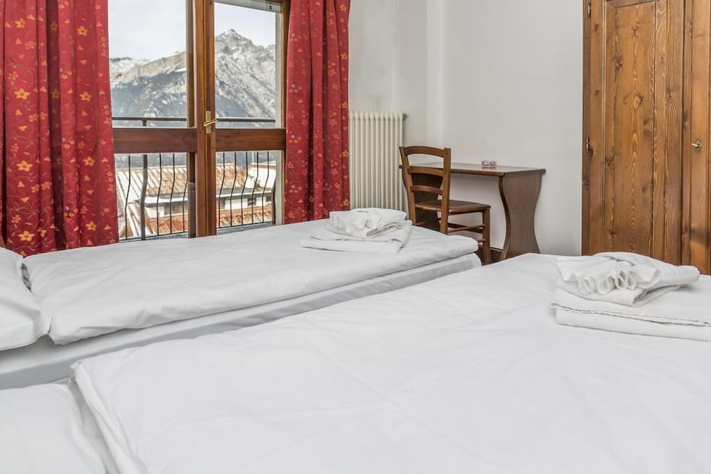 Comfort Double or Twin Room photo 3