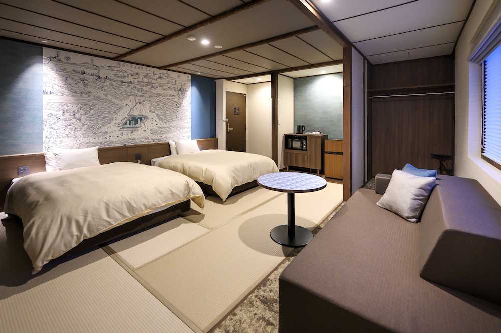 Modern Japanese-style Twin Room, with Shared Hot Spring Access - Photo 1