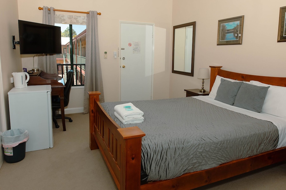 Premium Balcony Room with Spa