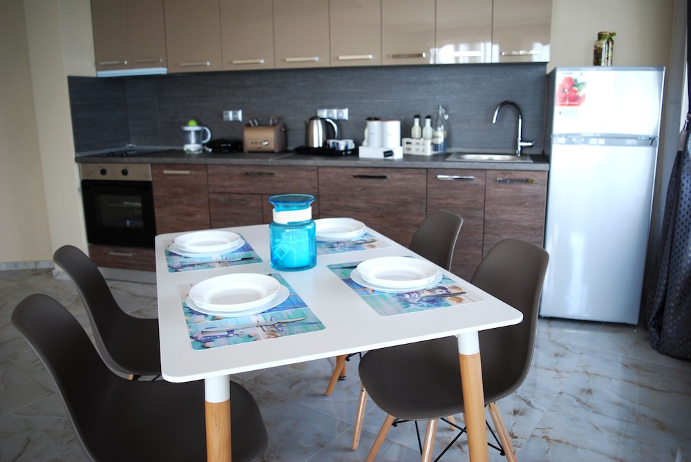 Studio (Ground Floor) photo 2