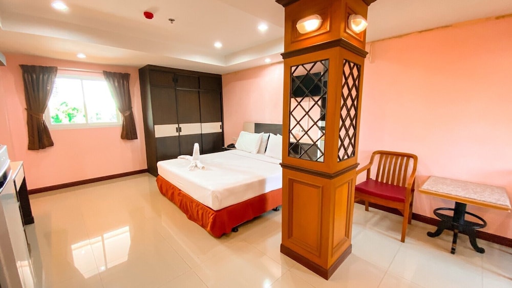 Deluxe Double Room photo 3