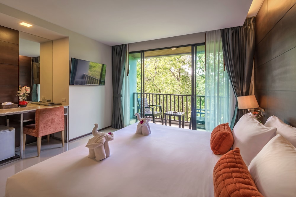Deluxe Room, Garden View photo 3