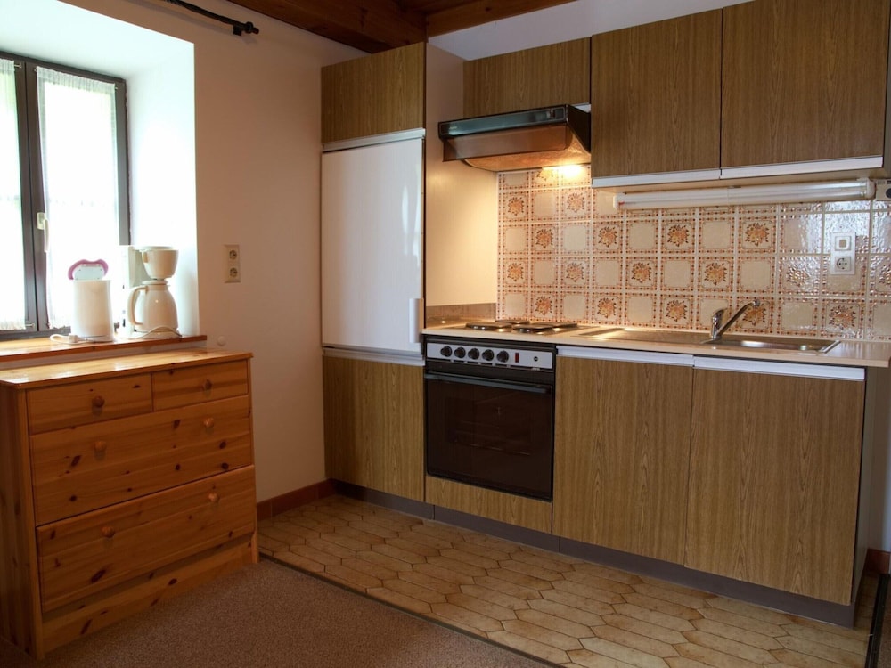 Apartment photo 2