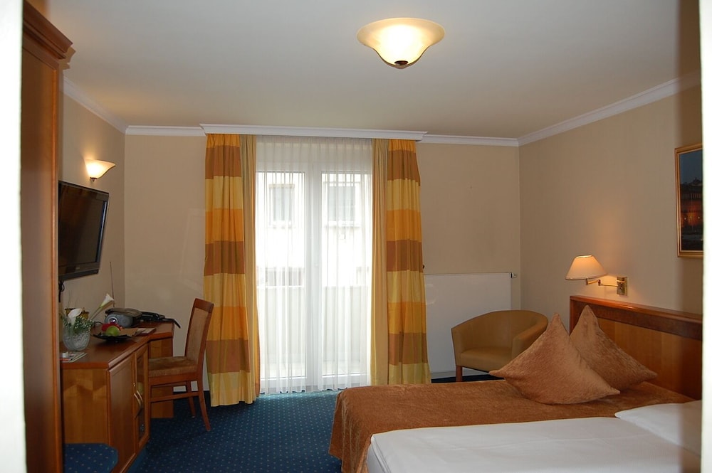 Doppelzimmer Komfort mit Whirlpool und Balkon