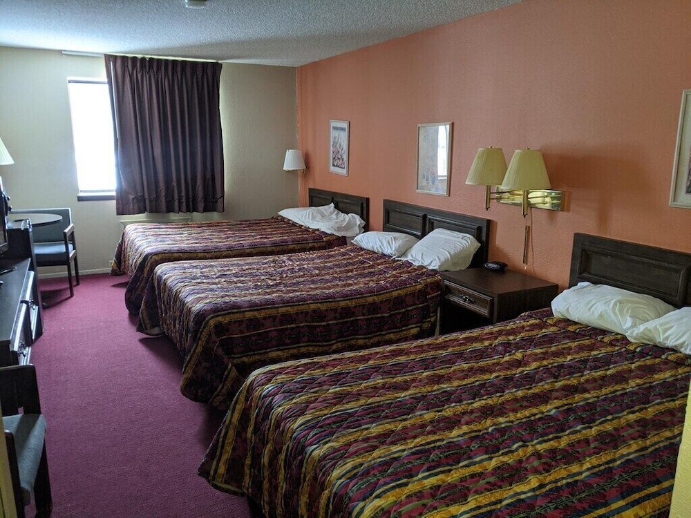 Room, Multiple Beds photo 2