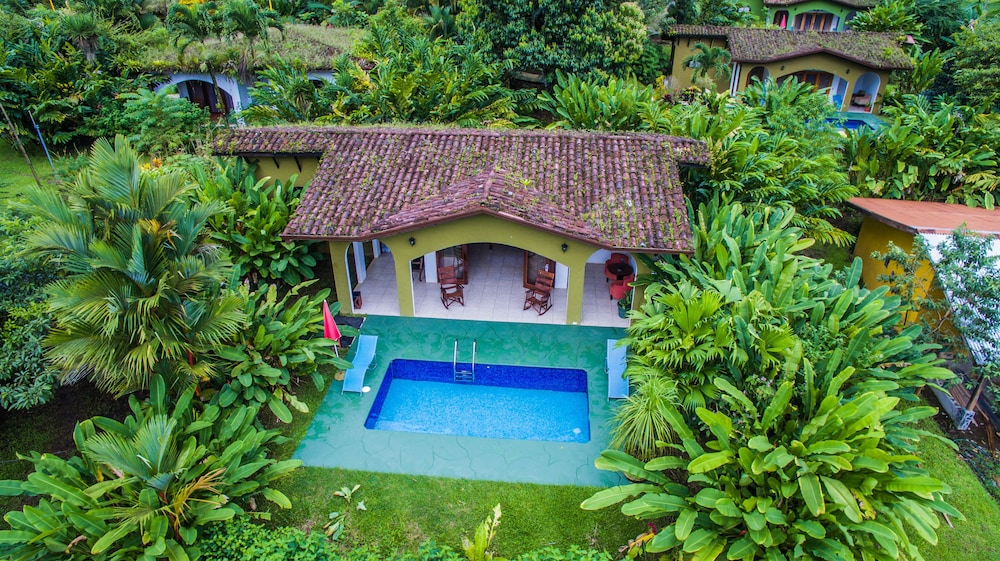 Arenal Two Bedroom Villa - Photo 6