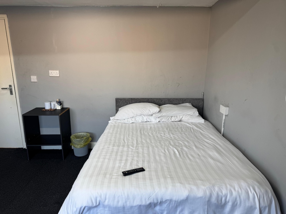 Premium Large Double Room 1