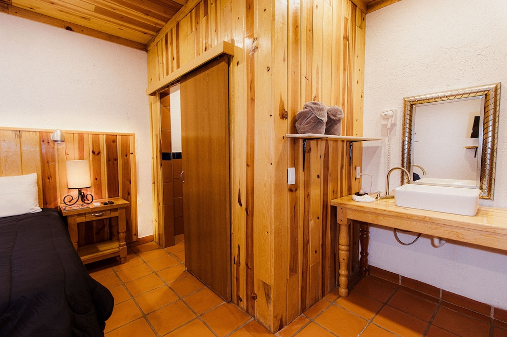 Basic Room - Photo 2